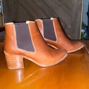 Nisolo Heeled Chelsea Boot